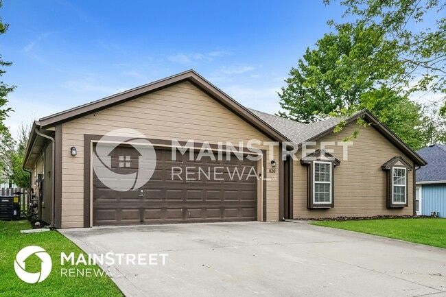 Building Photo - 820 SW Meadowood Dr Rental