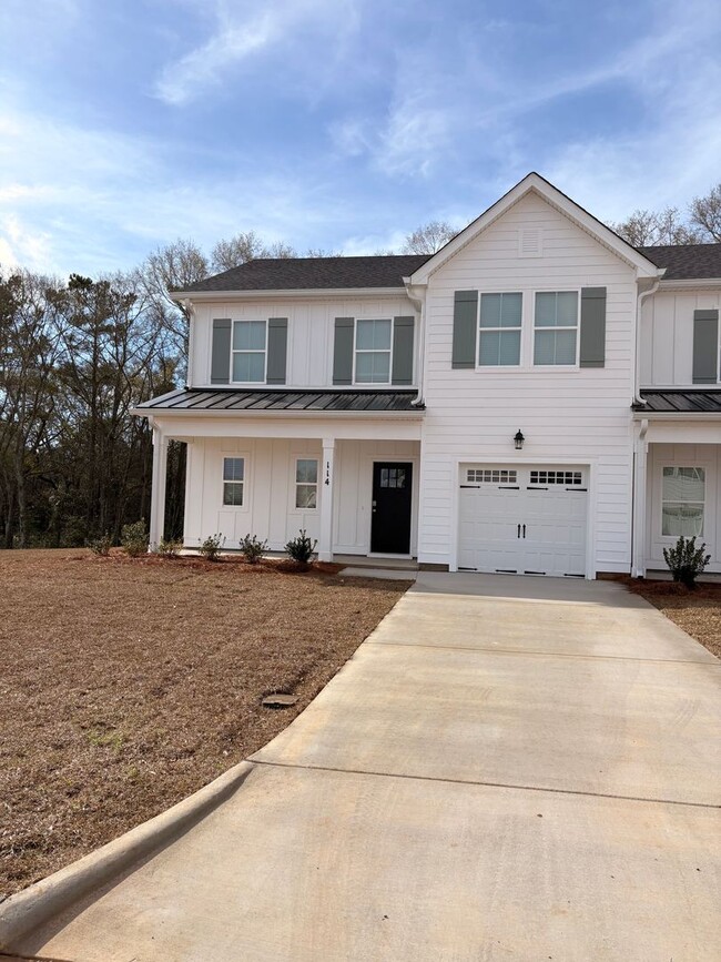 Building Photo - 114 Alva Ct Unit 114 Alva Court