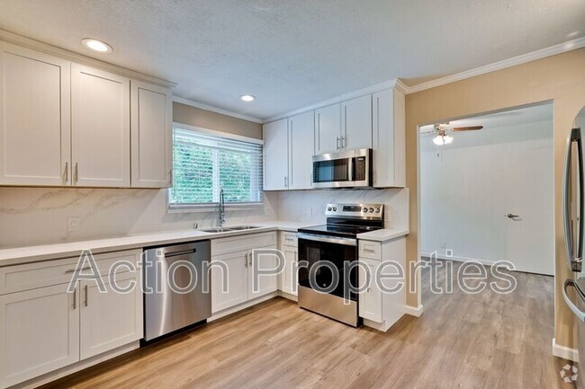 Building Photo - 2888 El Sobrante St Rental