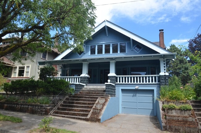 Building Photo - 1614 SE 22nd Ave Rental