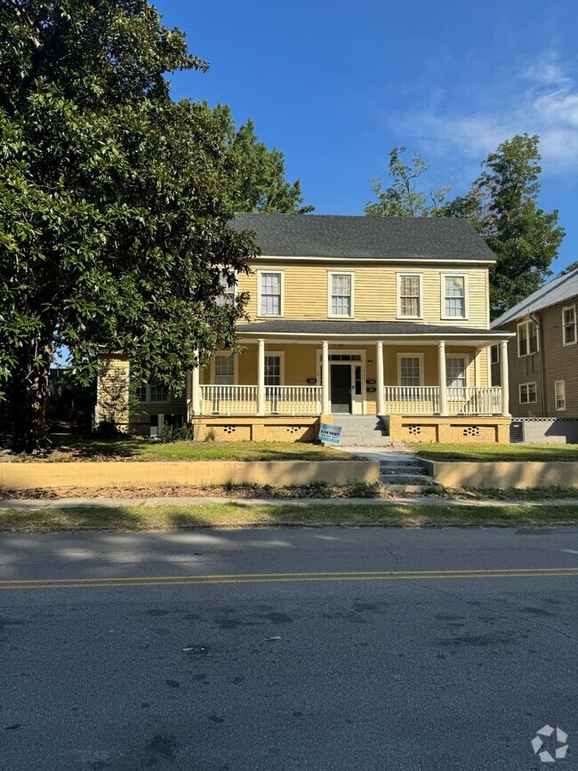 Building Photo - Charming One Bedroom Unit Rental