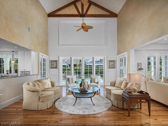 2750 Treasure Ln