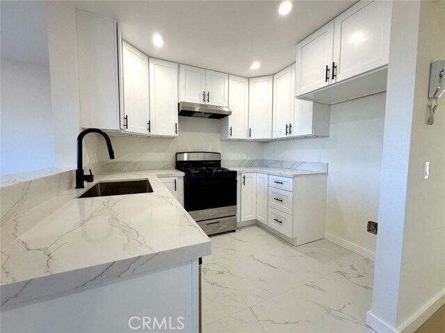 Photo - 620 S Lake St Unit 203