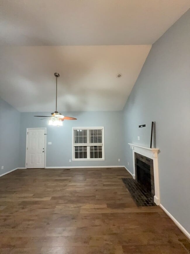 Photo - Justice Rd Avail for Rent!