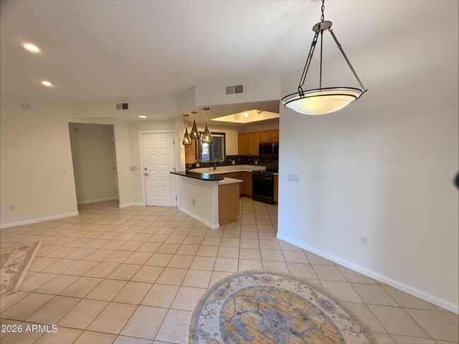 Building Photo - 11680 E Sahuaro Dr Unit 1051