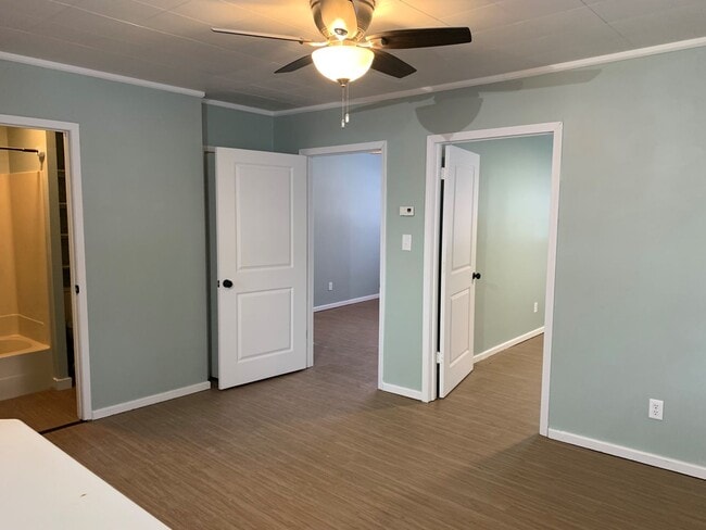 Photo - 3203 E Park Ave Unit ALLE 3205 E Park Ave (RUBS)(M-006) (M-087)