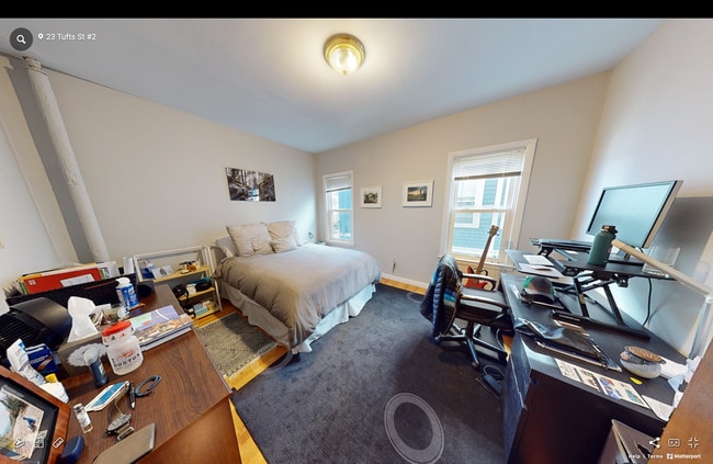 Building Photo - 23 Tufts St Unit 2 Rental