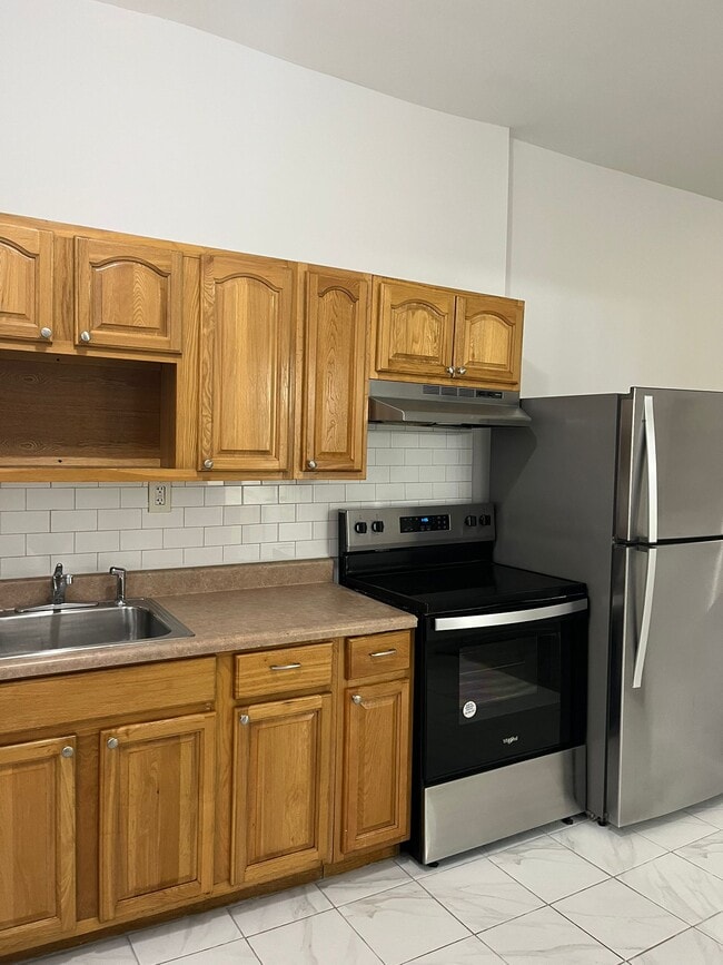 Photo - 366 Forrest St Unidad 3