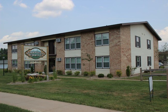 Photo - Woodfield Circle