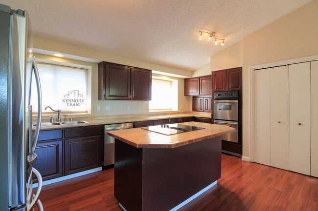 3006 W 47th Ave