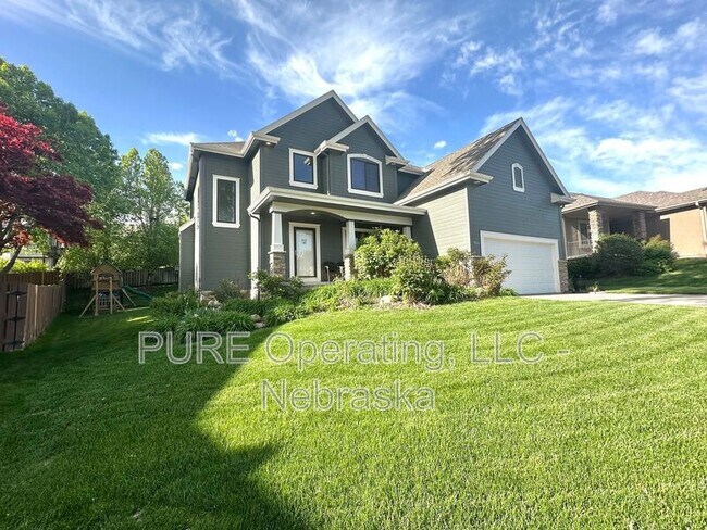 Photo - 18424 Howard St House