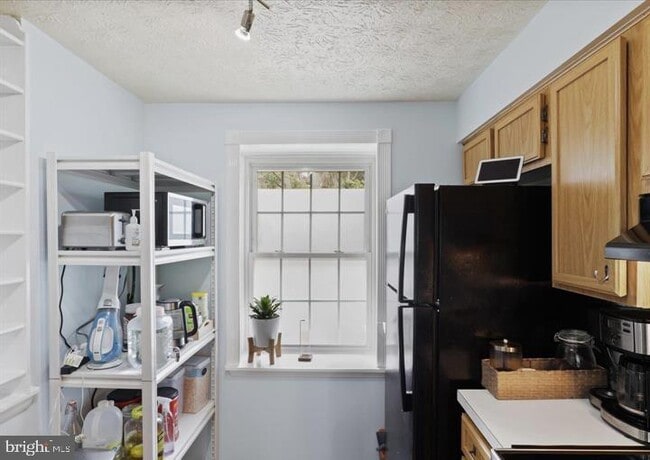 Photo - 1654 Devil Ln