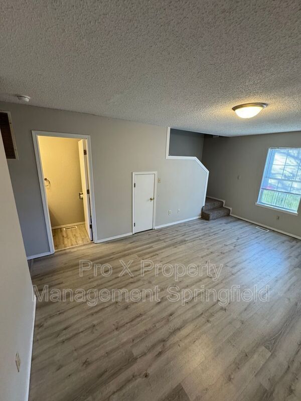 Photo - 214 W Madison St Unit C