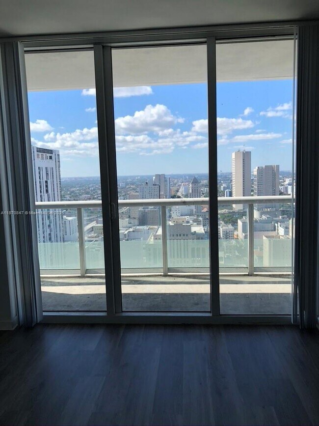 Building Photo - 50 Biscayne Blvd Unit 3809 Rental