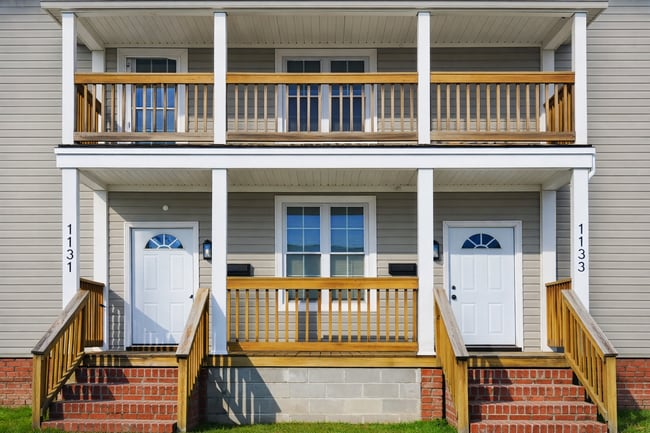 Building Photo - Renovated 3bed 2bath