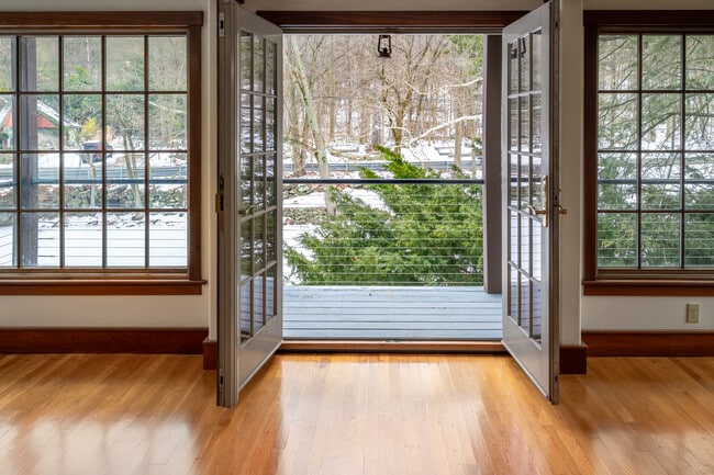 Photo - 235 Piermont Ave