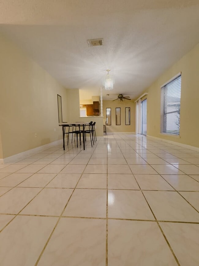 Photo - 6235 Havendale Dr