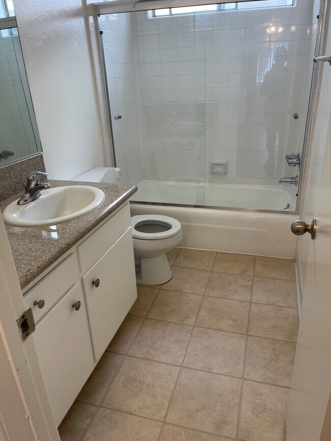 1 Bedroom 1 Bathroom