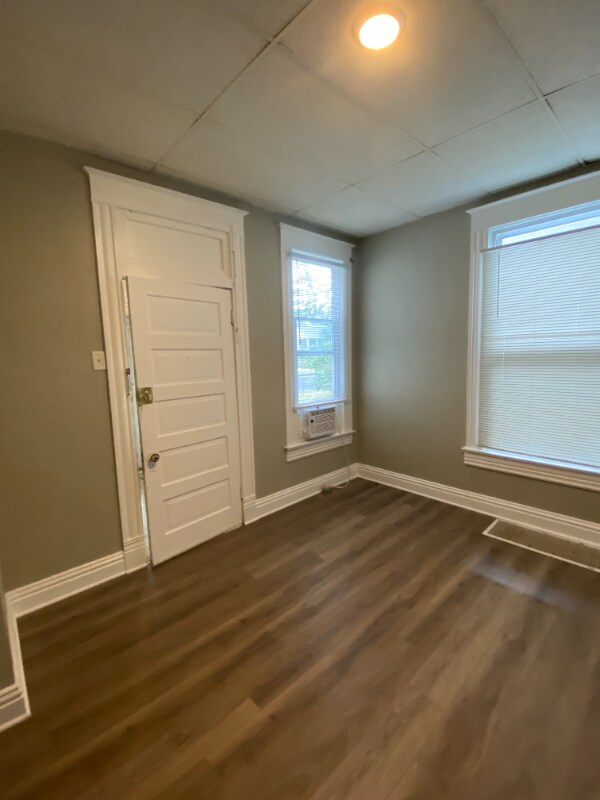 Photo - 901 W 6th St Unidad A