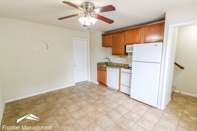 Photo - 1223 N 12th St Unit A - Main Floor