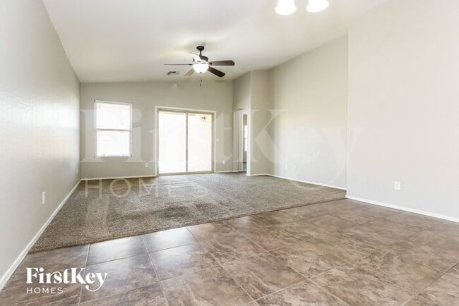 Photo - 18652 W Fulton St