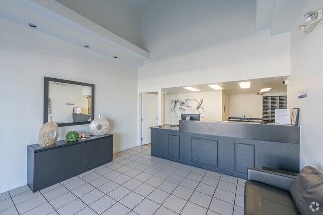 Lobby Angle 2 - Emerald Suites Valley View