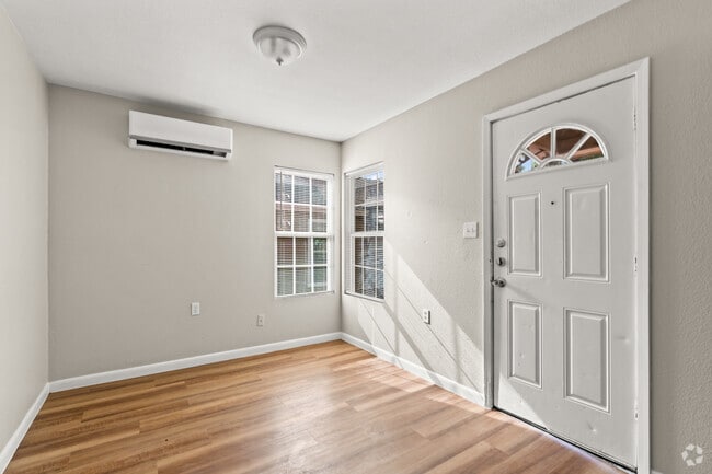 Interior Photo - Sycamore Creek Apartments