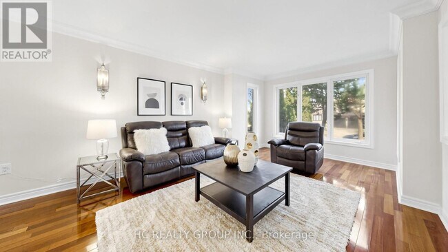 Photo - 23 Brookeview Dr