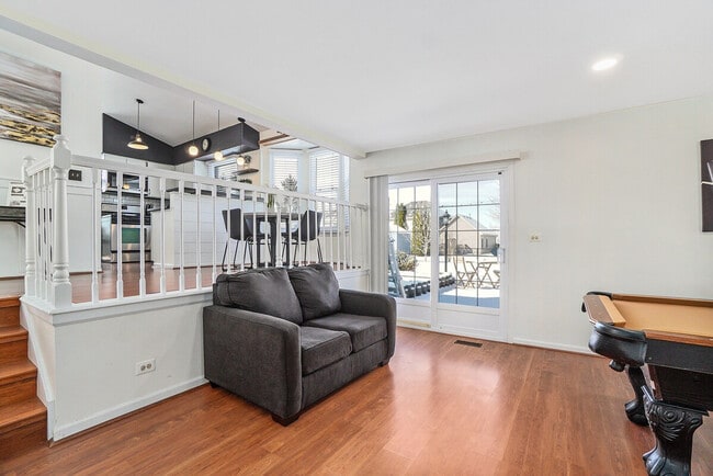 Photo - 1201 Easton Dr Unit SI ID1285068P