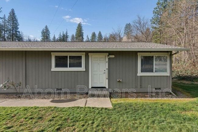 Building Photo - 2760 Coloma St