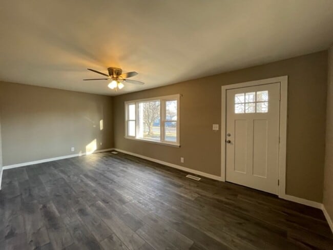 Photo - HUGE SHOP! Updated 3 bedroom home in great location close to Mercy