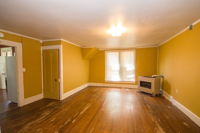 Photo - 433 SW 5th St