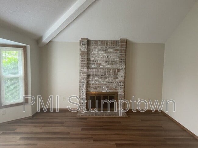 Photo - 14745 SW Surrey Ct