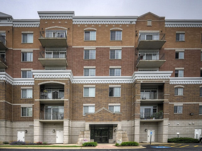 Building Photo - 238 E Irving Park Rd Unit 506 Rental