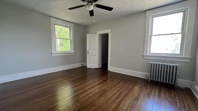 Photo - 330 Stafford St