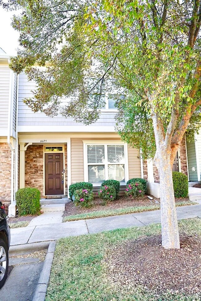 Photo - 6425 Swatner Dr