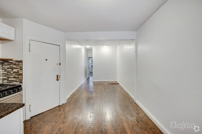 Building Photo - 488 9th Ave Unit APT 5N