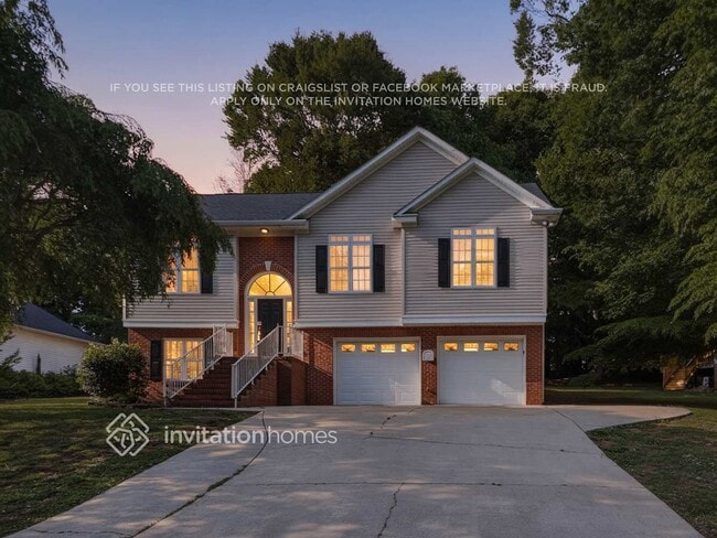 Building Photo - 318 Beacon Hills Dr