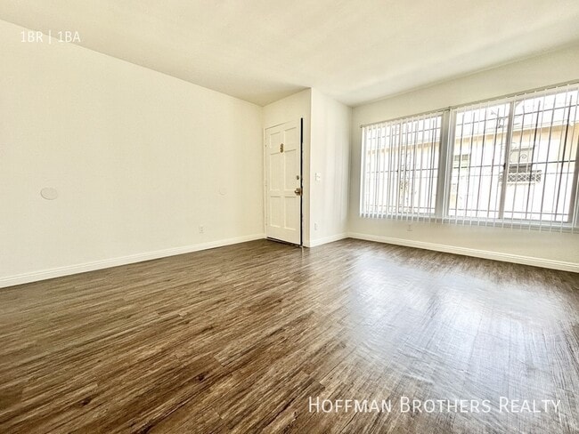 Photo - 1841 S Curson Ave Unidad D