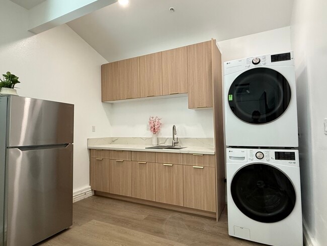 Photo - 16004 Cascade Dr