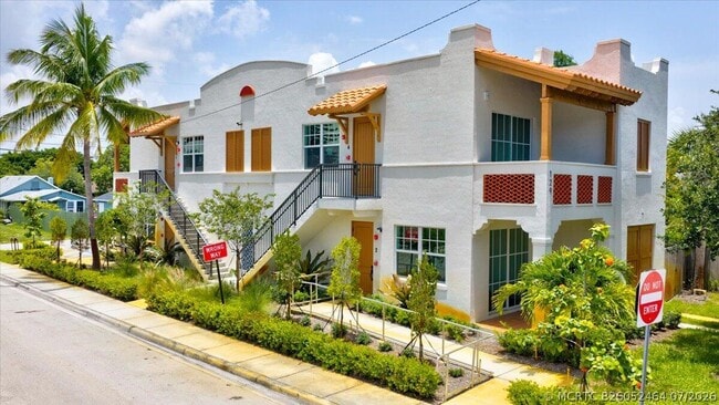 Building Photo - 129 S K St Unit 1