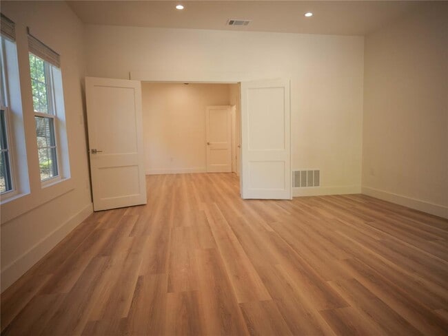 Photo - 803 Oakland Ave