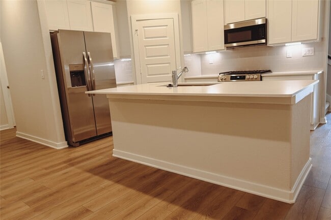 Building Photo - 8494 Sweet Cherry Ln