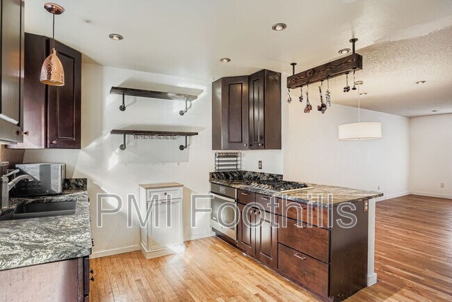 Photo - 171 Holman Way