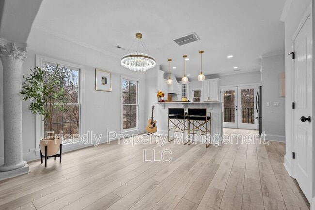 Photo - 812 Pisgah Church Rd