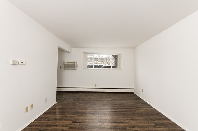 Amber Square Apartments and Townhomes