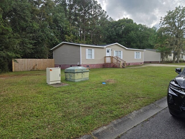 Building Photo - 1827 Athens Dr