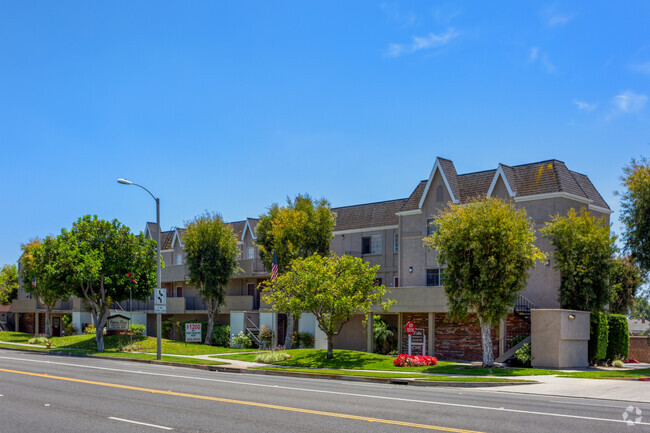 Cypress Pointe Apartments For Rent in Cypress, CA | ForRent.com