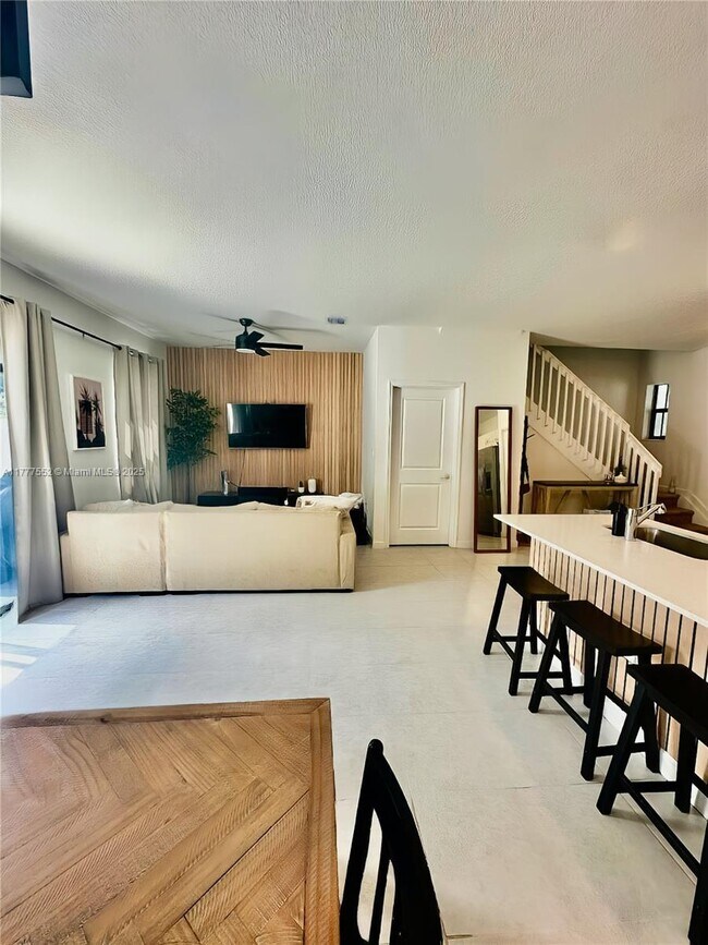 Photo - 452 NW 203rd Terrace