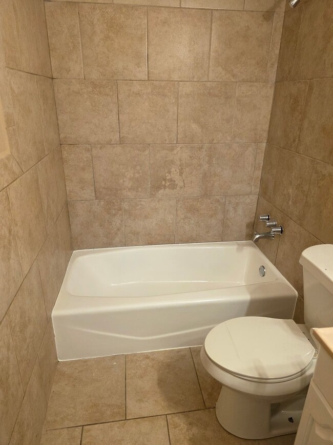 Photo - 1301 Meadowview Dr